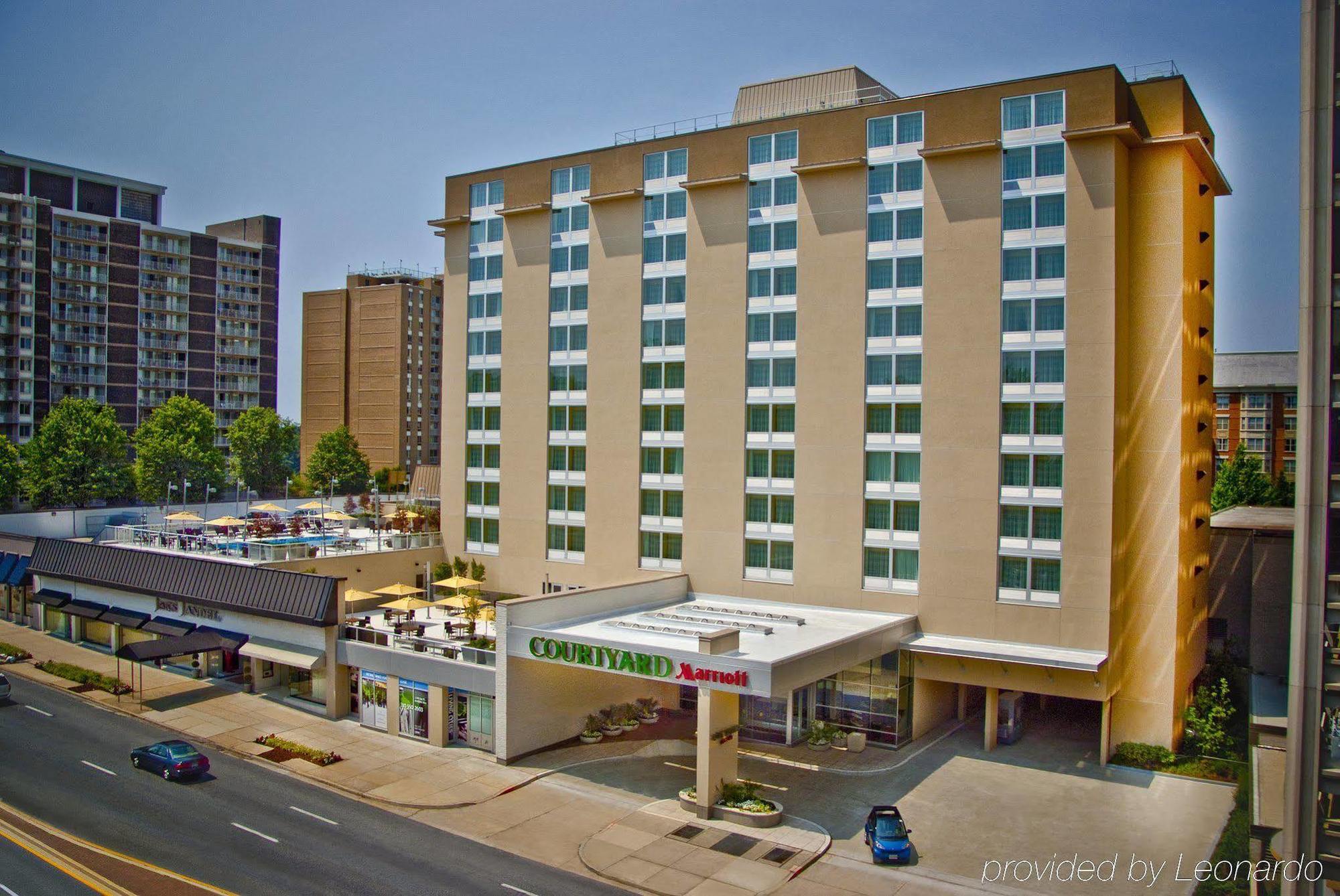 Hotel Courtyard By Marriott Bethesda Chevy Chase Exterior foto