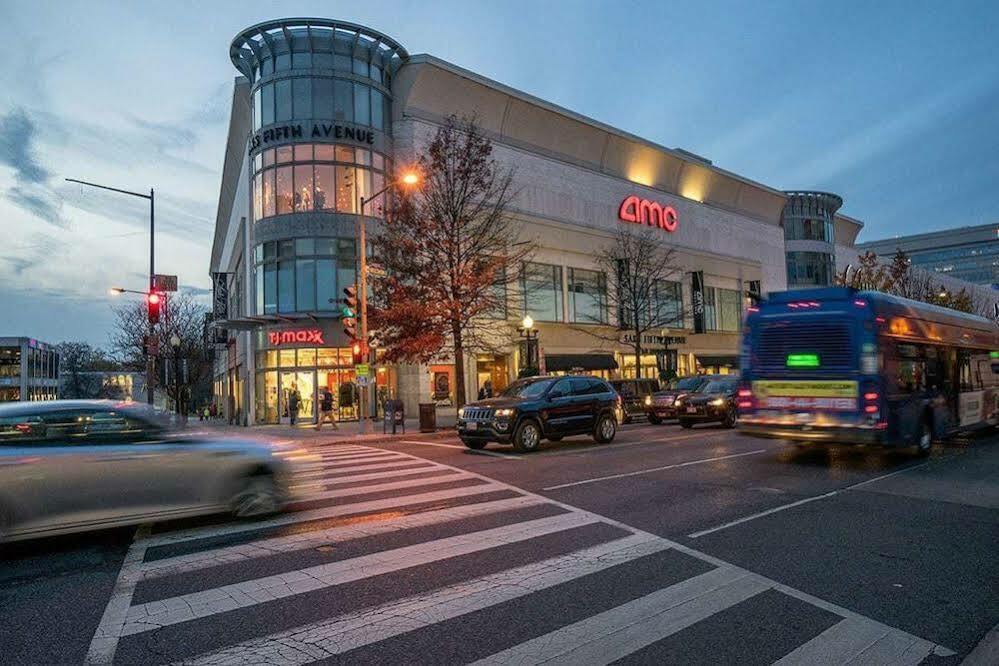 Hotel Courtyard By Marriott Bethesda Chevy Chase Exterior foto